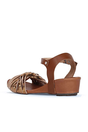 Bueno Shoes Bronz Parlak Deri Kadın Dolgu Topuklu Sandalet 01wl6800