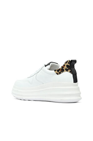 Bueno Shoes Beyaz Syh Leo Deri Kadın Dolgu Topuklu Spor Ayakkabı 01ws11500