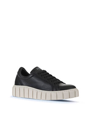 Bueno Shoes Siyah Deri Kadın Dolgu Topuklu Spor Ayakkabı 01wt3401
