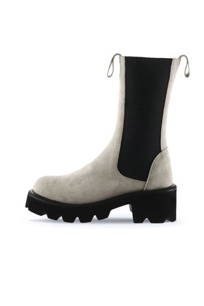 Bueno Shoes Bej Süet Kadın Topuklu Bot 01wt1703