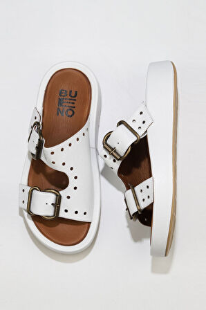 Bueno Shoes Beyaz Deri Kadın Dolgu Topuklu Terlik 01wu4603