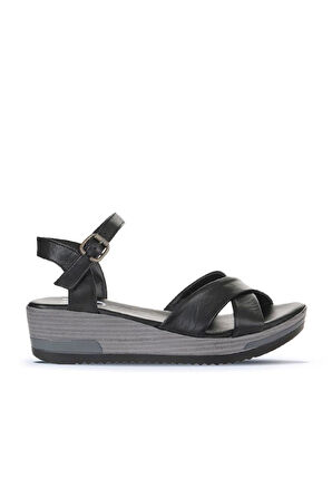 Bueno Shoes Siyah Deri Kadın Dolgu Topuklu Sandalet 01wl3303