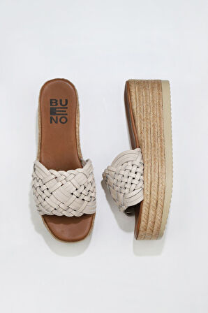 Bueno Shoes Beyaz Deri Kadın Dolgu Topuklu Terlik 01wu6118