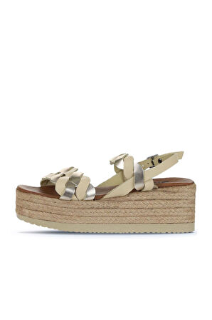 Bueno Shoes Sarı Parlak Deri Kadın Dolgu Topuklu Sandalet 01wu6119