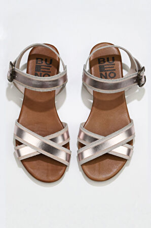 Bueno Shoes Pembe Parlak Deri Kadın Sandalet 01wu7421