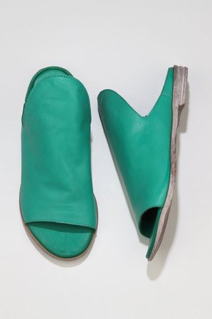 Bueno Shoes Yeşil Deri Kadın Düz Terlik 01wn5019