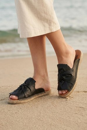Siyah Deri Kadın Espadril Terlik