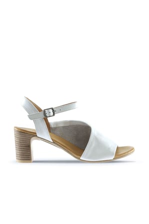 Bueno Shoes Beyaz Deri Kadın Topuklu Sandalet 01wn1519