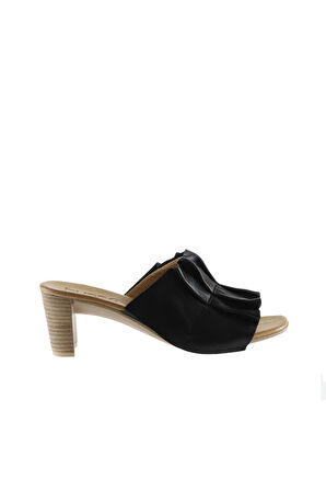 Bueno Shoes Siyah Deri Kadın Topuklu Terlik 01wn4001