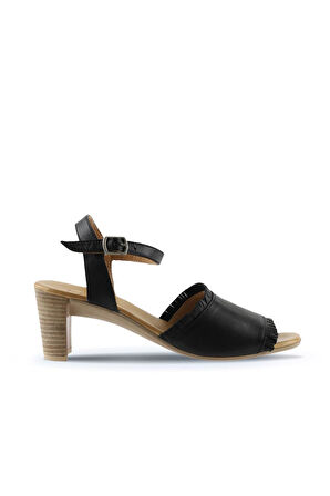Bueno Shoes Siyah Deri Kadın Topuklu Sandalet 01wn4005