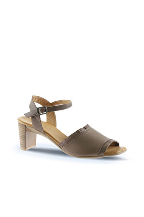 Bueno Shoes Gri Deri Kadın Topuklu Sandalet 01wn4005