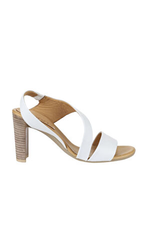 Bueno Shoes Beyaz Deri Kadın Topuklu Sandalet 01wn4100