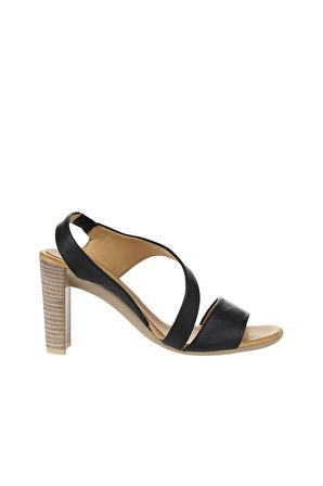 Bueno Shoes Siyah Deri Kadın Topuklu Sandalet 01wn4100