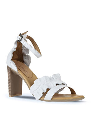 Bueno Shoes Beyaz Deri Kadın Topuklu Sandalet 01wn4114