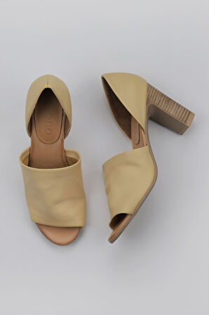 Bueno Shoes Sarı Deri Kadın Topuklu Sandalet 01wn4306