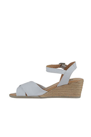 Bueno Shoes Beyaz Deri Kadın Dolgu Topuklu Sandalet 01ws11100