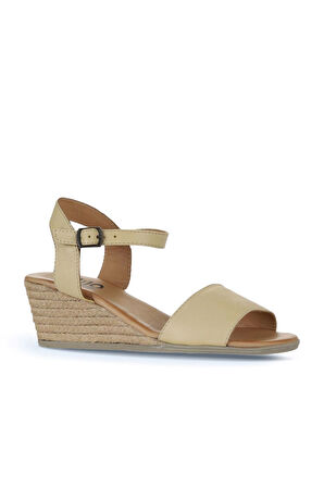 Bueno Shoes Sarı Deri Kadın Dolgu Topuklu Sandalet 01ws11101