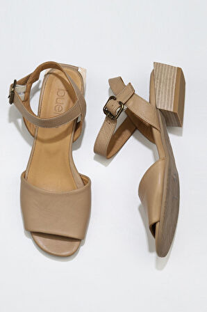 Bueno Shoes Vizon Deri Kadın Topuklu Sandalet 01ws7504