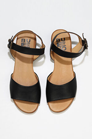 Bueno Shoes Siyah Deri Kadın Düz Sandalet 01wu3101