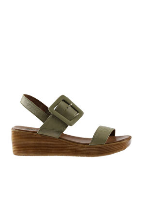 Bueno Shoes Haki Deri Kadın Dolgu Topuklu Sandalet 01ws5908
