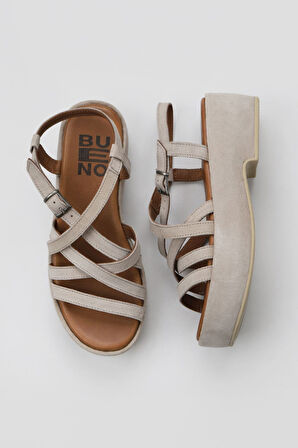 Bueno Shoes Bej Süet Kadın Düz Sandalet 01wu6006