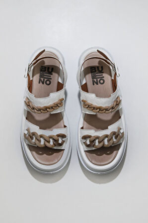 Bueno Shoes Beyaz Deri Kadın Dolgu Topuklu Sandalet 01wu7300