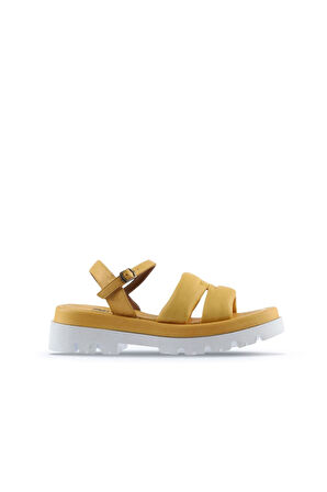 Bueno Shoes Sarı Deri Kadın Dolgu Topuklu Sandalet 01wu7301