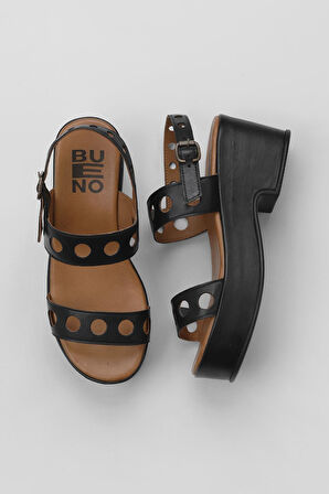 Bueno Shoes Siyah Khv Deri Kadın Dolgu Topuklu Sandalet 01wu8105
