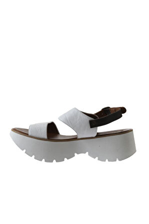 Bueno Shoes Beyaz Deri Kadın Dolgu Topuklu Sandalet 01wu11400