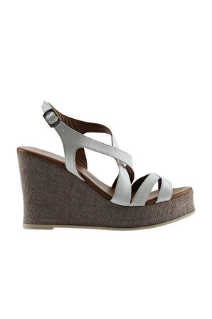 Bueno Shoes Beyaz Deri Kadın Dolgu Topuklu Sandalet 01wq7300