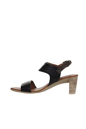 Bueno Shoes Siyah Deri Kadın Topuklu Sandalet 01wu11100