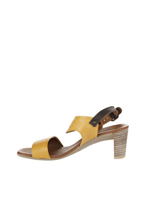 Bueno Shoes Sarı Deri Kadın Topuklu Sandalet 01wu11100