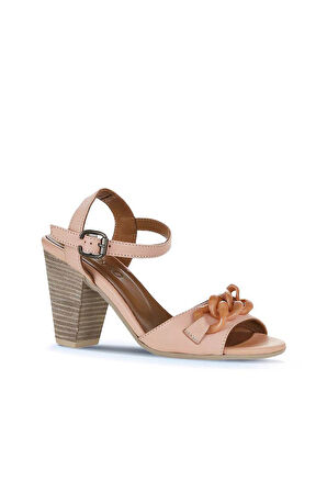 Bueno Shoes Pudra Deri Kadın Topuklu Sandalet 01wu11200