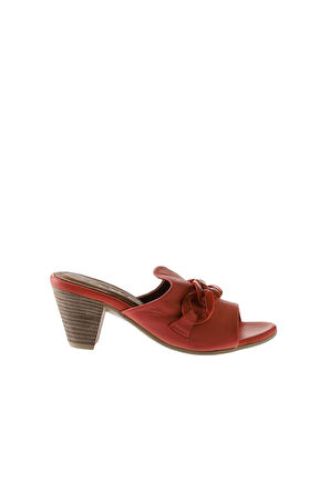 Bueno Shoes Mercan Deri Kadın Topuklu Terlik 01wu11300