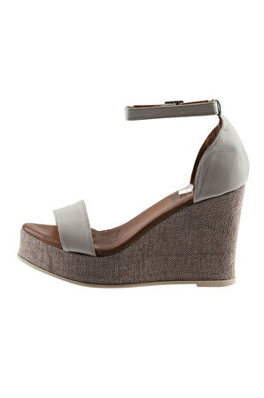 Bueno Shoes Gri Deri Kadın Dolgu Topuklu Sandalet 01wu7200