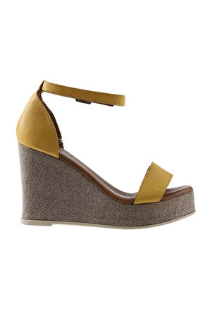 Bueno Shoes Sarı Deri Kadın Dolgu Topuklu Sandalet 01wu7200