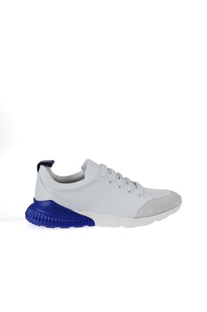 Bueno Shoes Beyaz Mavi Deri Erkek Spor Ayakkabı 01mq5500