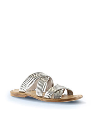 Bueno Shoes Bej Parlak Deri Kadın Düz Terlik 01wu3422