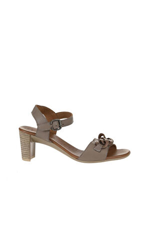 Bueno Shoes Gri Deri Kadın Topuklu Sandalet 01wu11101