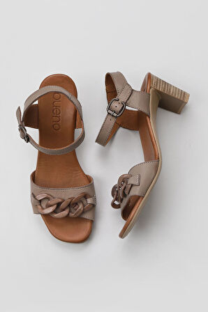 Bueno Shoes Gri Deri Kadın Topuklu Sandalet 01wu11101