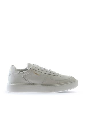 Bueno Shoes Beyaz Flotter Deri Erkek Spor Ayakkabı 01mu10405