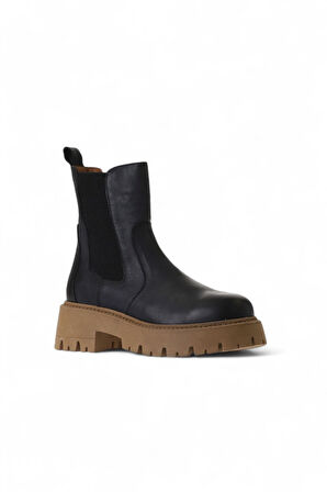 Bueno Shoes Siyah Deri Kadın Dolgu Topuklu Bot 01wv3102