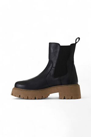 Bueno Shoes Siyah Deri Kadın Dolgu Topuklu Bot 01wv3102