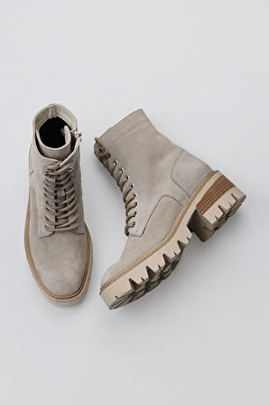 Bueno Shoes Bej Süet Kadın Topuklu Bot 01wv3302