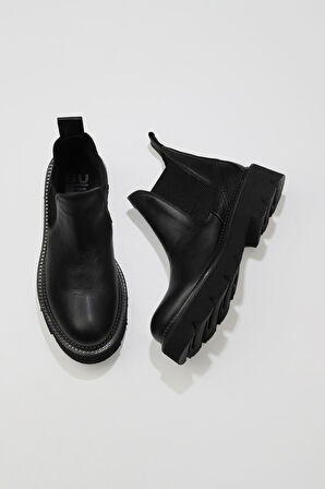 Bueno Shoes Siyah Flotter Deri Kadın Düz Bot 01wr3401