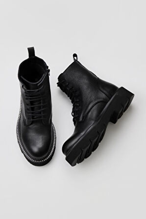 Bueno Shoes Siyah Flotter Deri Kadın Düz Bot 01wt1100