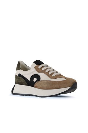 Bueno Shoes Taba Multi Deri Kadın Dolgu Topuklu Spor Ayakkabı 01wv11300
