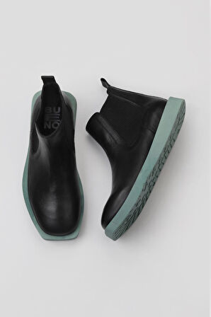 Bueno Shoes Siyah Yeşil Deri Kadın Düz Bot 01wv9701