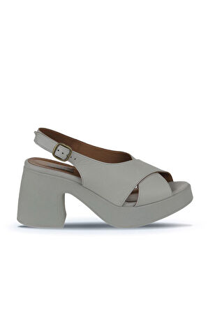 Bueno Shoes Ekru Deri Kadın Dolgu Topuklu Ayakkabı 01wy12202