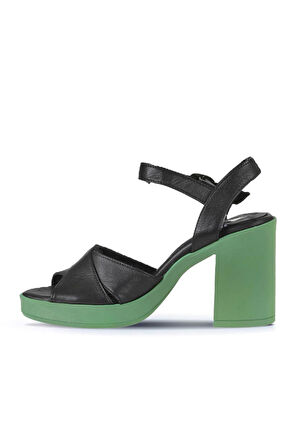 Bueno Shoes Siyah Koyu Yeşil Deri Kadın Topuklu Sandalet 01wy12301